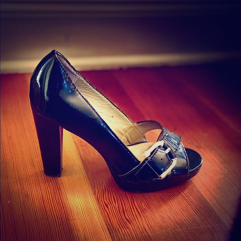 Michael Kors Black Patent Leather Peep-Toe Pumps